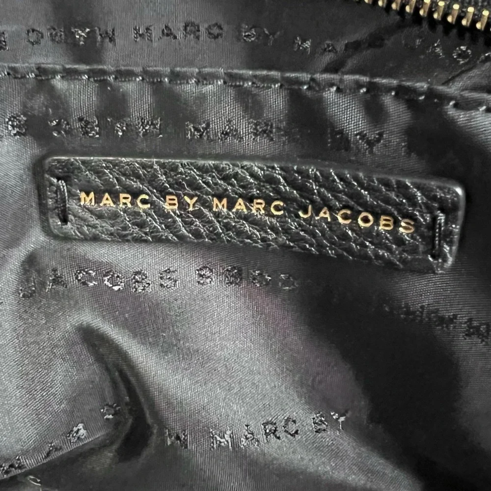 Marc by Marc Jacobs Too Hot To Handle Bentley Tote Bag - Picture 8 of 16